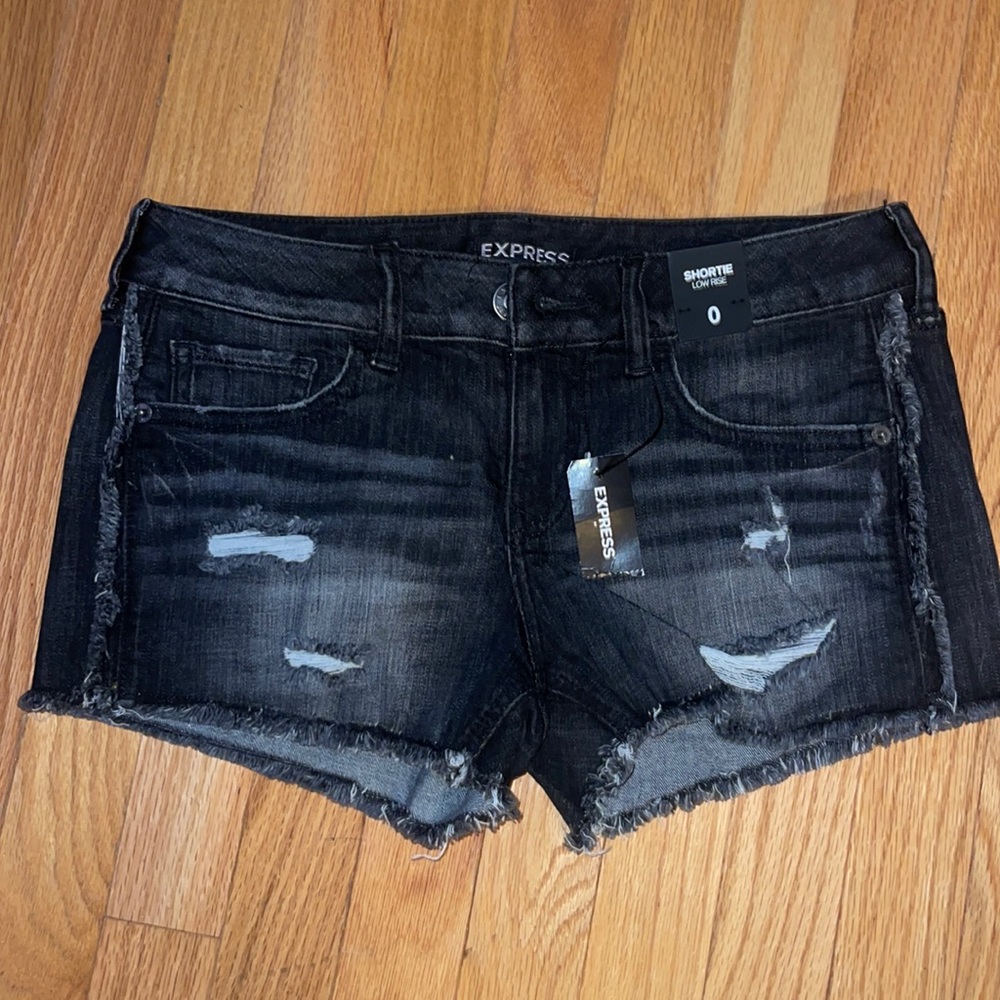 Brand New Express shortie low rise shorts